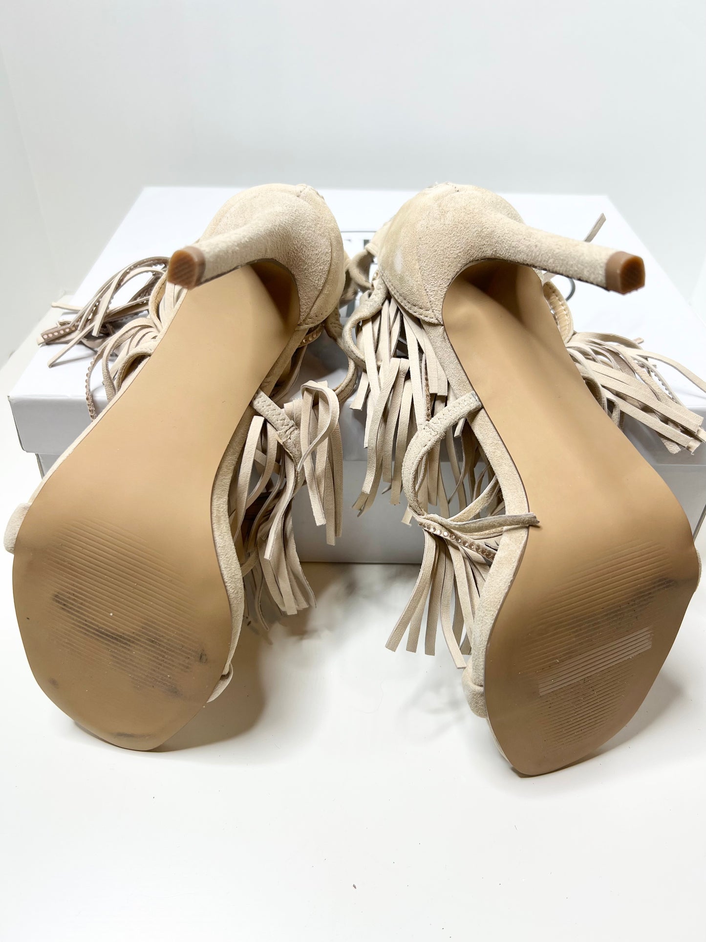 Steve Madden Fringly Blush Suede Heels, Size 7