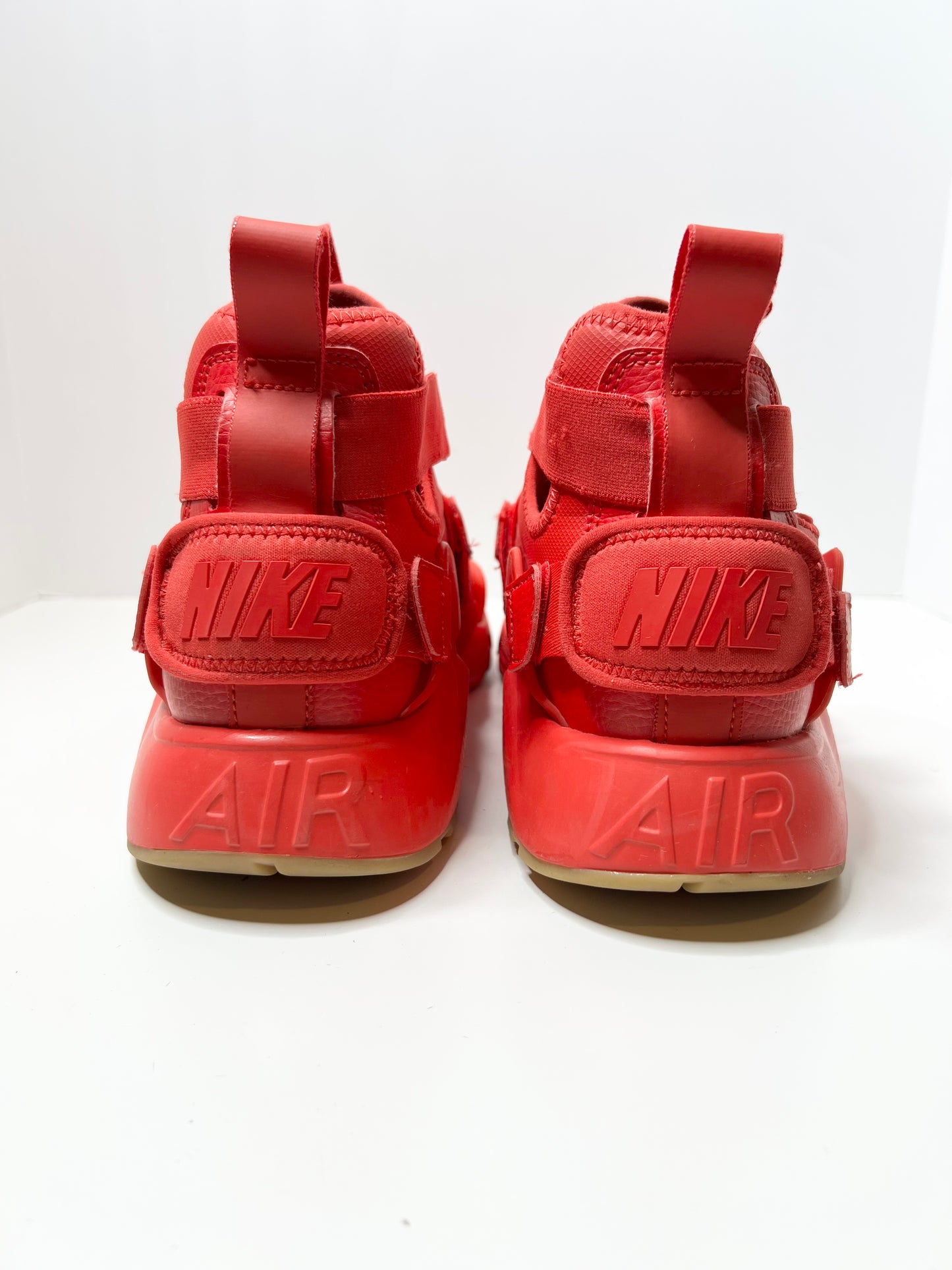 Nike Women's Red Air Huarache, Size 9.5